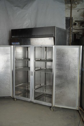 В продаже  Холодильные шкафы больших объемов  в рабочем состоянии 
Склад  б\у о. . фото 3