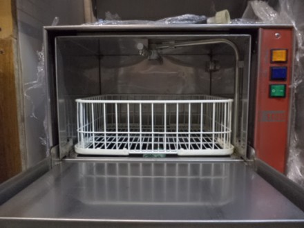 В продаже  Посудомоечная машина, в рабочем состоянии 
Склад  б\у оборудования д. . фото 4