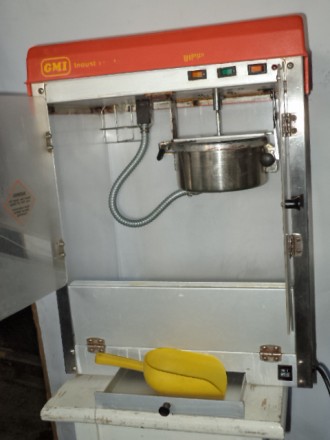 В продаже  Аппарат для приготовления  Pop Corna  в рабочем состоянии 
Склад  б\. . фото 8