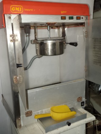В продаже  Аппарат для приготовления  Pop Corna  в рабочем состоянии 
Склад  б\. . фото 7
