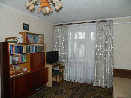 Продам собственную 2-х комнатную квартиру в самом центре пгт.Репки Черниговской . Репки. фото 2
