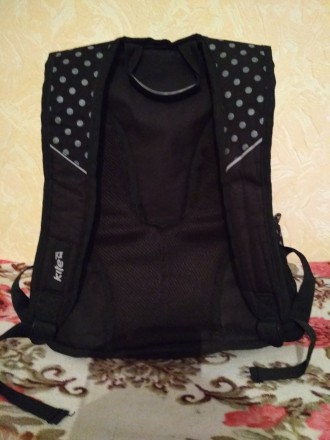 Стильний,  міцний рюкзак фірми kite,  з ортопедичною спинкою,  легкий. . фото 3