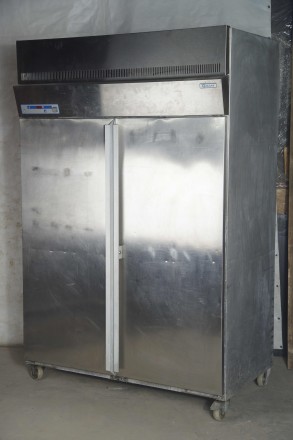 В продаже  Холодильные шкафы больших объемов в рабочем состоянии 
Склад  б\у об. . фото 3