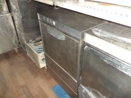 В продаже  Посудомоечная машина,в рабочем состоянии 
Склад  б\у оборудования дл. . фото 11