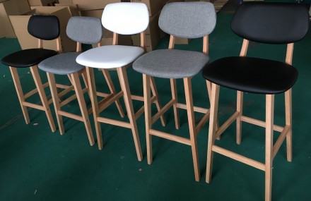 В качестве основного материала для изготовления деревянных барных стульев Тренто. . фото 5