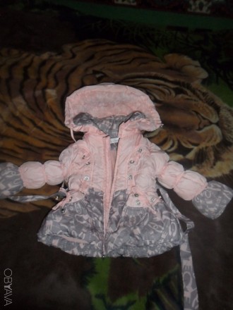 Очень теплая куртка для вашей малышки-внутри флисовая подкладка.капюшон съемный . . фото 7