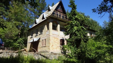 Ржищев. Житловий будинок, розташований серед лісу, 260 кв.м., два поверхи і манс. . фото 4