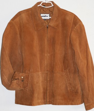 Легкая куртка натуральный замш. 
Что написано на бирке:
Фирма -montee
Размер . . фото 2