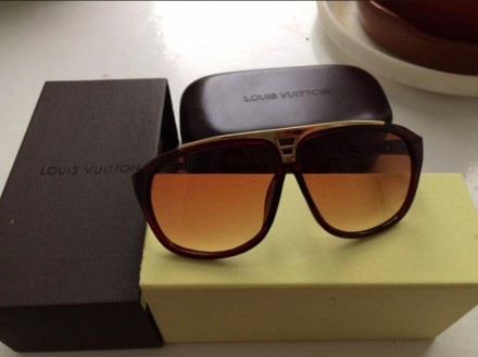 Дизайнерские солнцезащитные очки бренда "Louis Vuitton" 
Цвет: как на фото
Сос. . фото 3