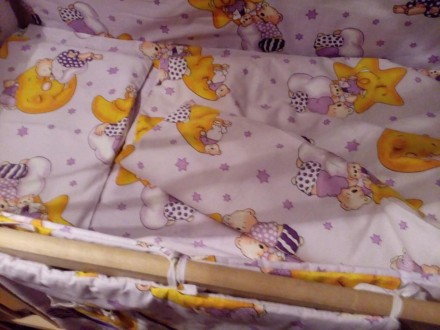 Детская кроватка из натурального дерева, светлая без лака, с колесиками и качалк. . фото 7