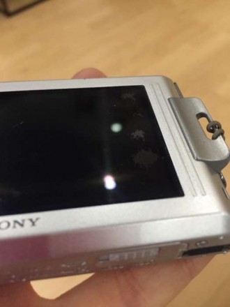 Фотоаппарат Sony Cyber-Shot DSC-T90 Silver в отличном состоянии, на дисплее имею. . фото 5