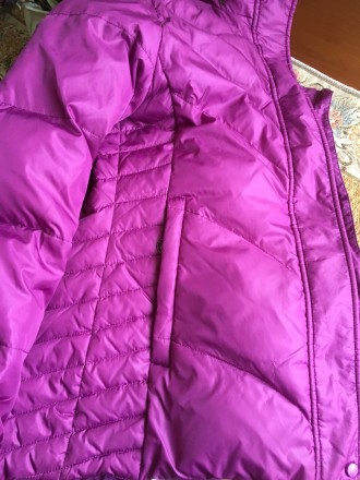 Куртка в идеальном состоянии цвет бордовый рост 146 Финляндия. . фото 3