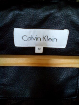 Якісна  куртка відомого бренду Calvin Klein.
Заміри по запиту.
В Ніжині можна . . фото 4