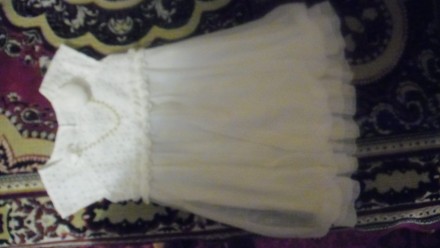 платье молочного  цвета с бусиками, с завышенной талией. длина кофты -18. длина . . фото 3