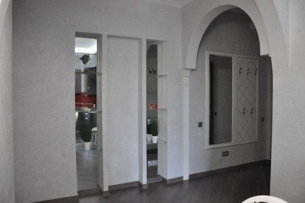 Сдам 2-комнатную квартиру на Дерибасовской, современный ремонт, 2/5 этажного, ко. Одесса-Порт. фото 6