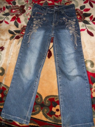 джинсы  в идеальном состоянии!
Джинсы все регулируются резинкой!
джинсы первые. . фото 3