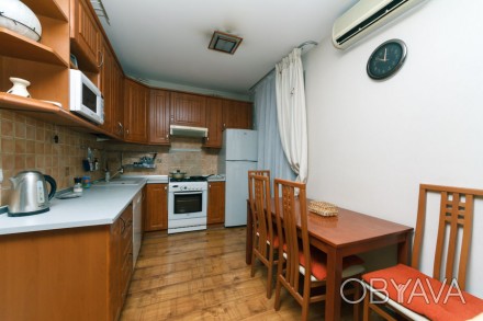 Комфортабельная квартира на бул. Леси Украинки 1/4 . Кухня-студио 30 кв.метров о. Печерск. фото 1