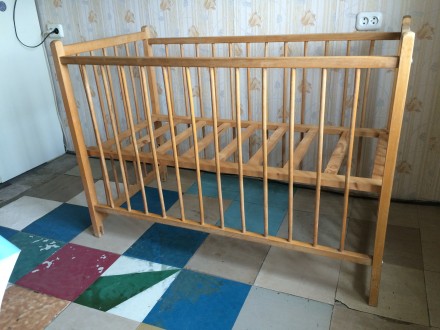 Продаётся детская кроватка производства ЧССР 
1985 года выпуска в отличном сост. . фото 5