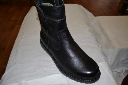 Продам новые зимние кожаные мужские полусапоги-ботинки,сделанные по технологии н. . фото 2