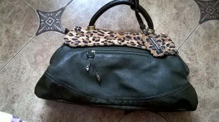 Стильная сумочка для модной девушки с леопардовым принтом. Кожзам в комбинации с. . фото 3