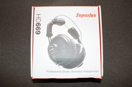 Студійні наушники Superlux HD669. В коробці: наушники, сумка, кабелі на 1м і 3м,. . фото 3