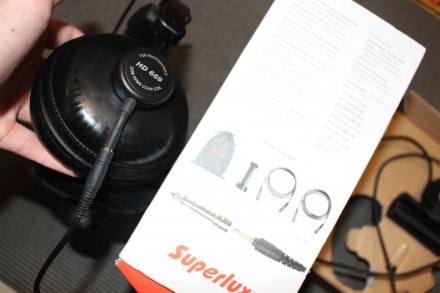 Студійні наушники Superlux HD669. В коробці: наушники, сумка, кабелі на 1м і 3м,. . фото 4