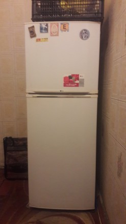 Продам свой холодильник в связи с выездом.. . фото 3