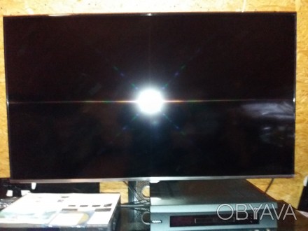 Продам в отличном состоянии LED телевизор Samsung UE50J5150 
 Нет подставки, в . . фото 1