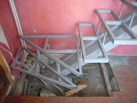 Производим металокаркассы для лестниц по чертежам заказчика .. . фото 2