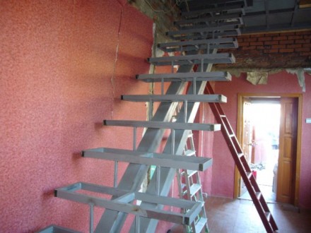 Производим металокаркассы для лестниц по чертежам заказчика .. . фото 3