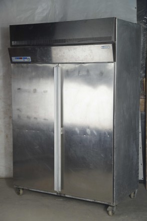 В продаже   Холодильные шкафы б у  больших размеров в рабочем состоянии 
Склад . . фото 6