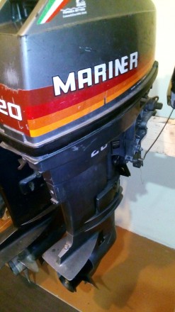 Mariner 20 л.с. ,2-х тактный, 2-х цилиндровый,электростартер,короткая нога

Та. . фото 2