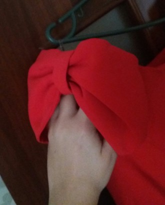 Шикарное красное платье,первон фото-это фото с фирменного сайта,именно так оно с. . фото 3