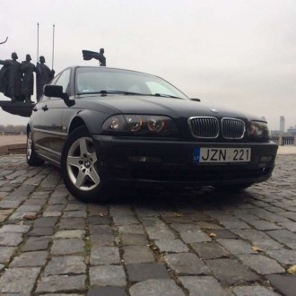 Автомобиль BMW 3, только неделя в Киеве состояние отличное(пробег по Германии). . . фото 3