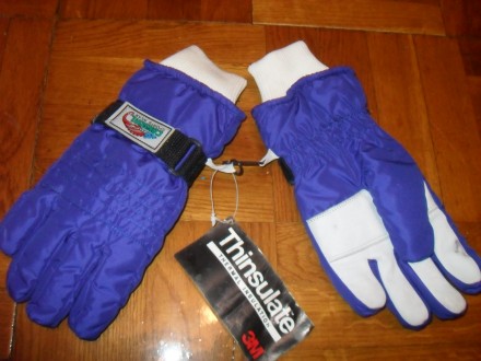Стильные подростковые ( унисекс ) зимние перчатки из мембранной ткани , утеплены. . фото 3