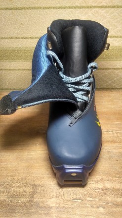 Винтажная модель для конькового и классического хода.

Ботинок выполнен из выс. . фото 6