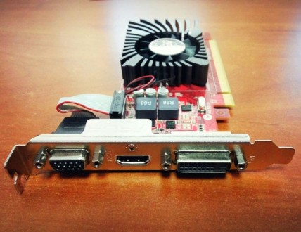 Новая с полной гарантией Видеокарта Asus PCI-Ex Radeon R7 240 2048Mb GDDR3 (128b. . фото 4