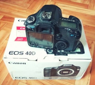 Продам фотоаппарат Canon EOS 40D + объектив Canon EF-S 18-55mm, под ремонт или н. . фото 3