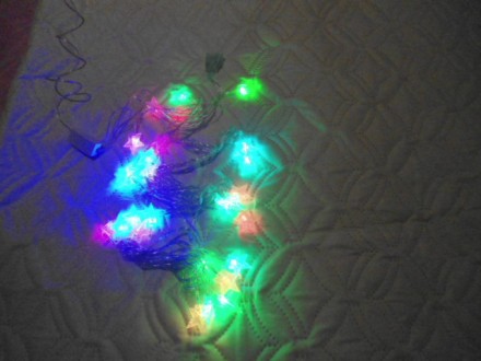 Новогодняя светодиодная гирлянда Звездочки 40 LED 5,8 м

мультицвет, есть разъ. . фото 2
