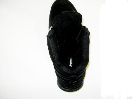 Ботинки мужские зимние Demax

РАЗМЕРЫ: 

41 
42
43 продано
44 продано
45. . фото 6