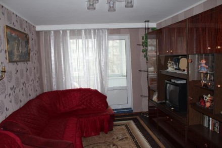 Продажа 2-х комнатной квартиры в г.Нежин на ул.Космонавтов в д.46. Квартира тепл. . фото 4