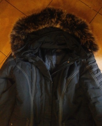 Теплая зимняя куртка, как новая- если бы не один минус.Размер 48-50.О минусе:,за. . фото 3