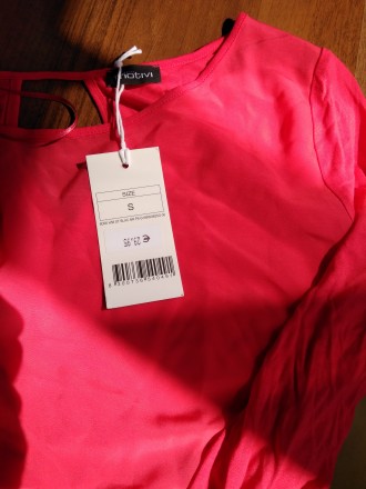 Предлагаю Новую легкую летнюю блузку с рукавом 3/4 красного цвета Motivi Италия.. . фото 5