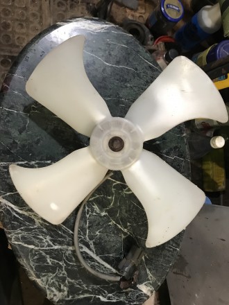 Продаю вентеоятор радиатора от Honda Accord 89-91г.. . фото 2