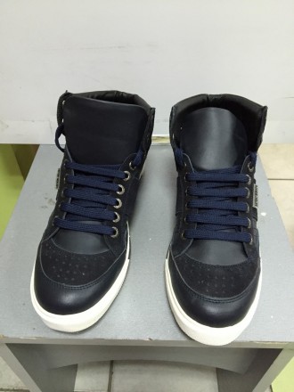 Мужские кроссовки высокие демисезонные,кожаные,

темно-синие с темно-коричневы. . фото 2
