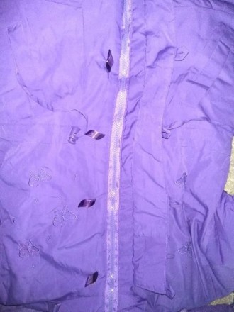 Куртка зимняя на девочку 6-8 ми лет новая на флисовой подкладке на синтепоне. На. . фото 3
