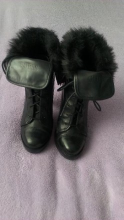 Ботиночки Guess ОРИГИНАЛ!!!кожаные черного цвета в отличном состоянии, размер 36. . фото 2