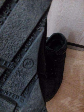 зимние (возможно и демисезонные) кожаные ботинки 40-41 размера, б/у, но в хороше. . фото 4