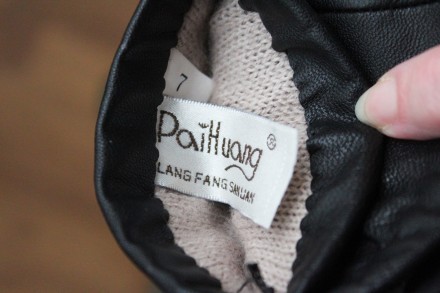 Продам НОВЫЕ женские перчатки Paihuang Италия
Размер 7. . фото 7