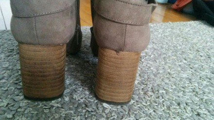 Продам жіночі осінні черевички HM, взула один раз - завеликі. Штучна замша, кабл. . фото 5